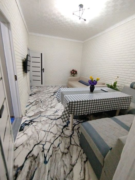 Сдаётся Ялангач 2/2/4 чистая,187-школа всё есть заходи живи