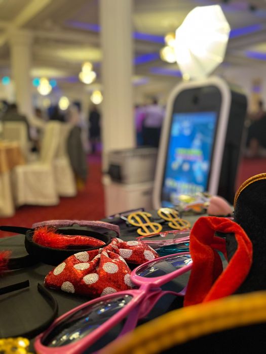 Oglinda foto, Fum greu dansul mirilor, Baloane cu fum.