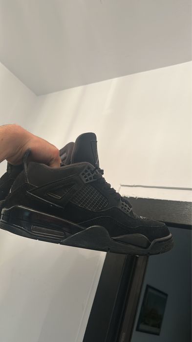 Se vinde jordan 4 black cat