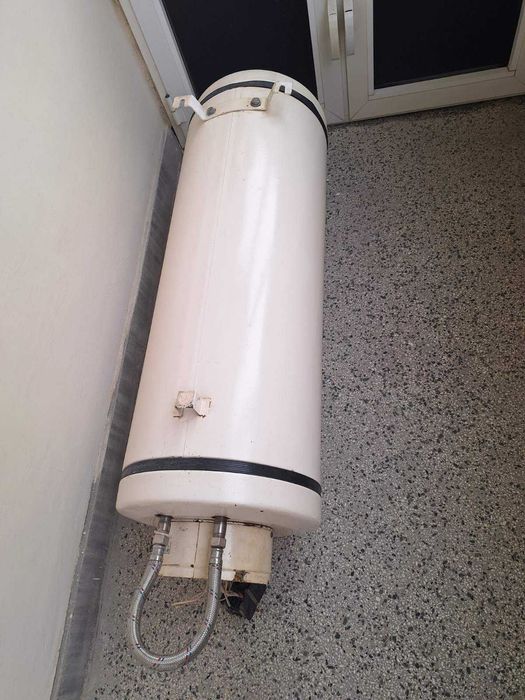 Бойлер 80 литра с неръждаем водосъдържател с нов нагревател 3kw