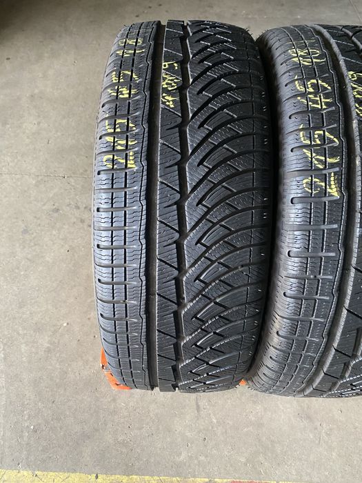 Anvelope iarna 215/45/18 Michelin Pilot Alpin 4 215 45 18 R18