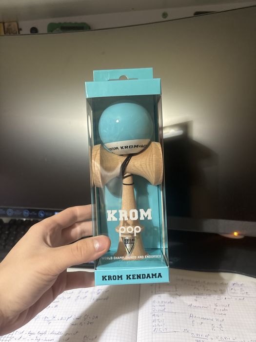 Vand kendama krom pop albastru grip sticky clear