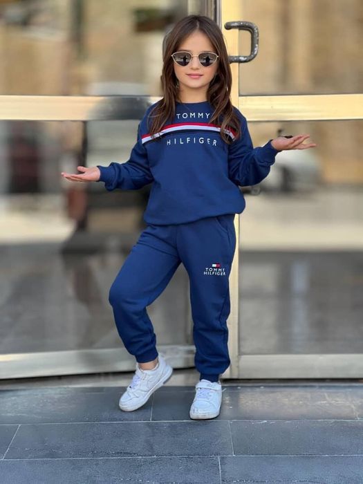 Двойка Tommy Hilfiger