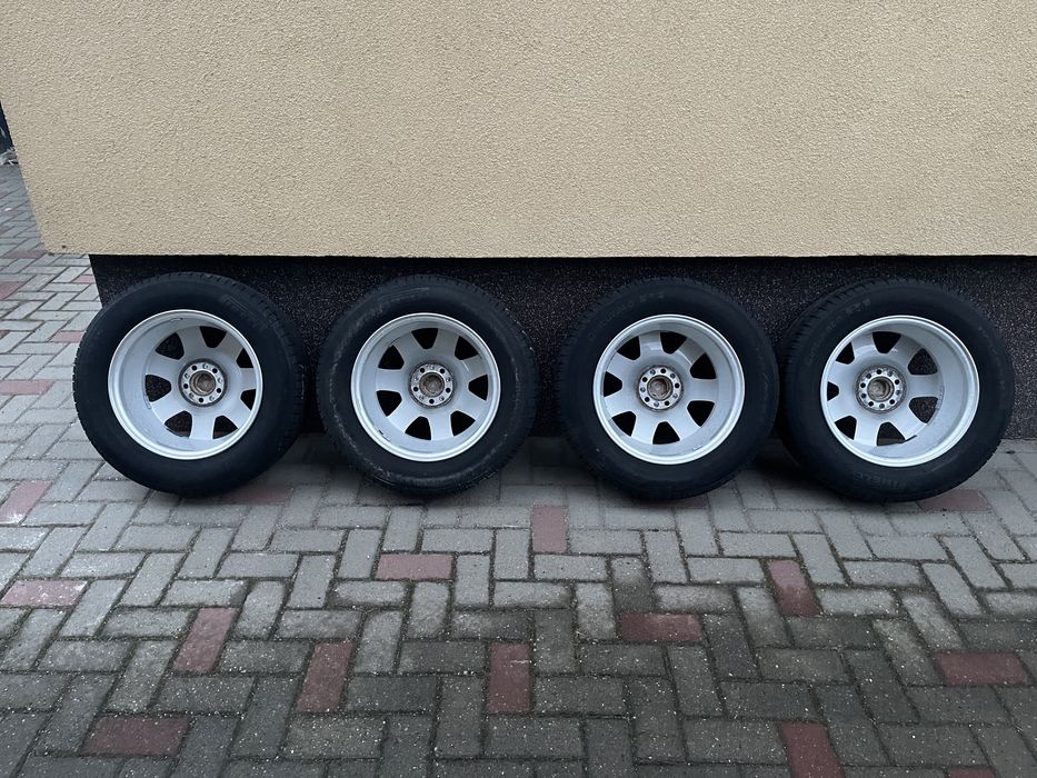 Vand set 4 cauciucuri pirelli + genti dimensiuni 195/65/15  91 H
