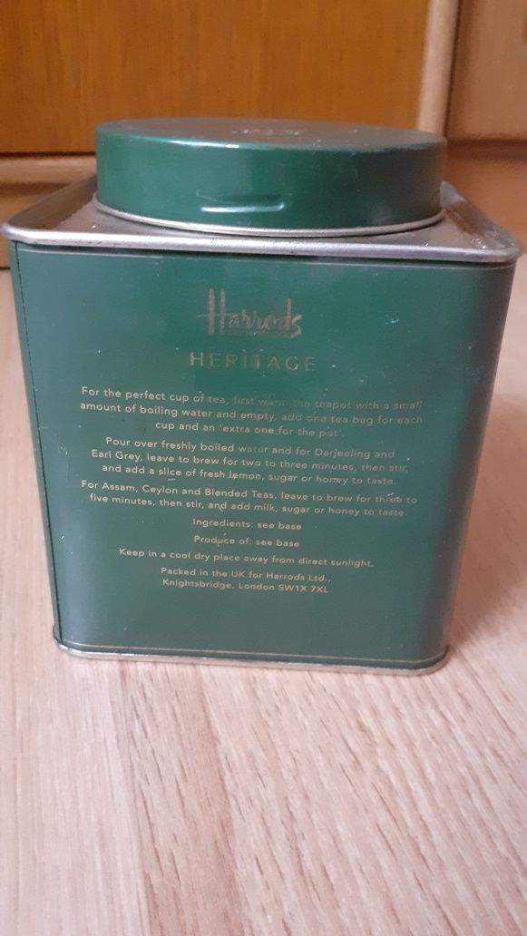 HARRODS - Cutie de ceai , de colecție- din tablă