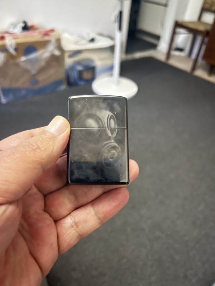 Продам оригинальную ZIPPO