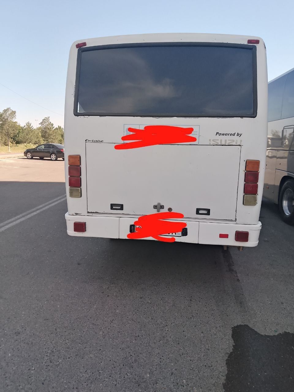 Isuzu avtobus sotiladi