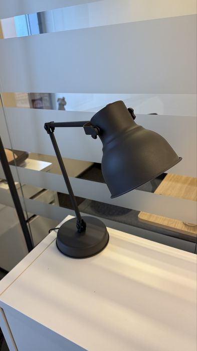 Lămpi de podea și birou, stare excelentă,