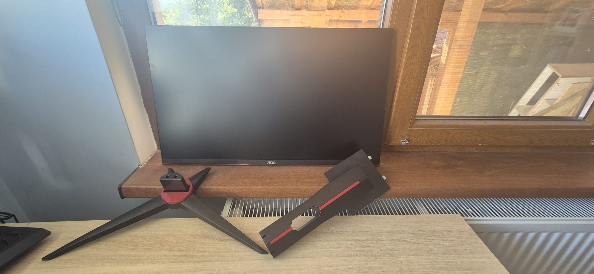 Монитор е AOC 27G2SPAE, 165Hz, (1920 x 1080) , 1ms, IPS