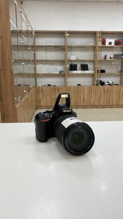 Фотоапарат Nikon