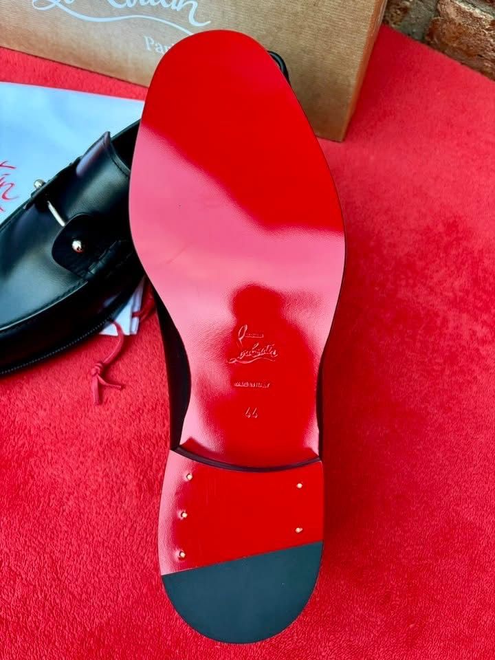 Pantofi  Christian Louboutin