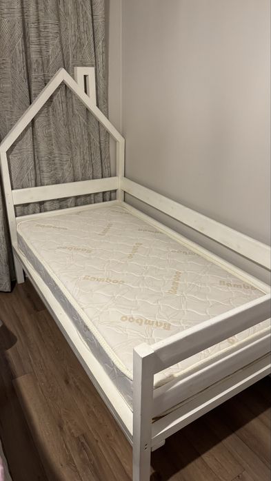 Кровать детская