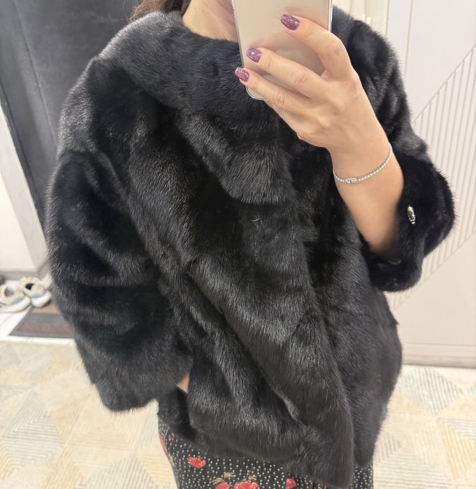 Продам шубу норку италия