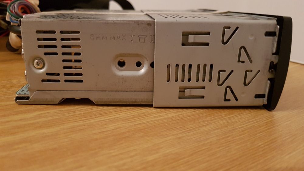 Radio cd alpine.