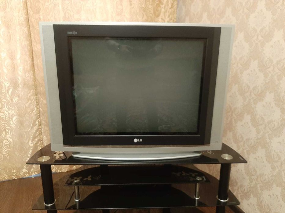 Телевизор LG ,72 диагональ, в отличном состоянии