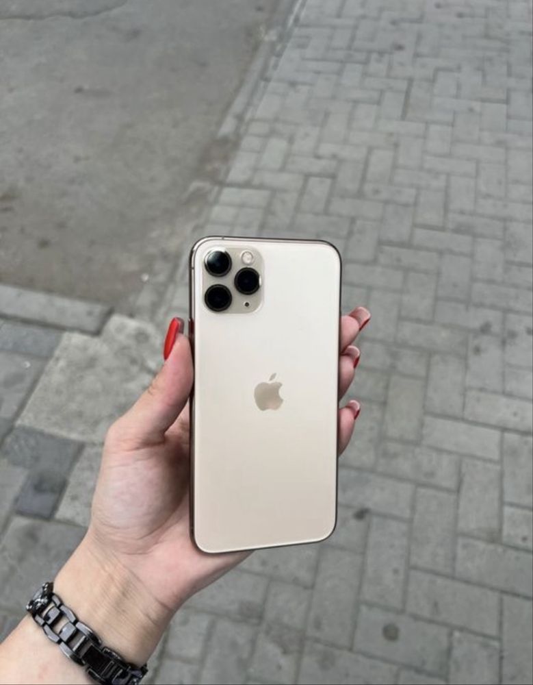 iPhone 11 PRO { GOLD }