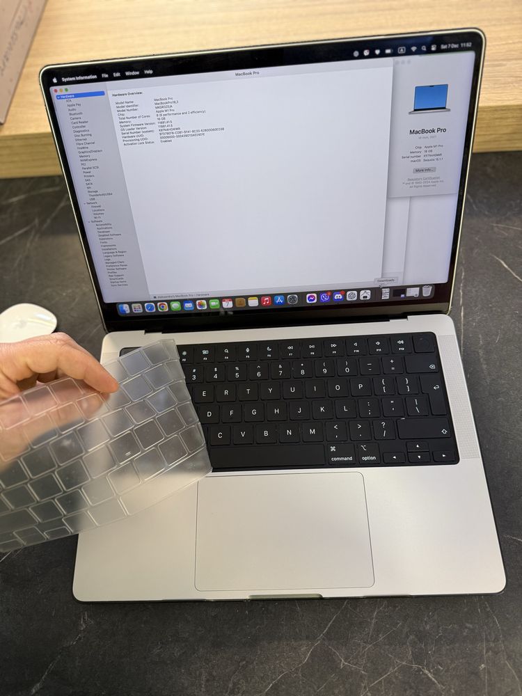 Apple MacBook Pro 512GB, 14 inch.