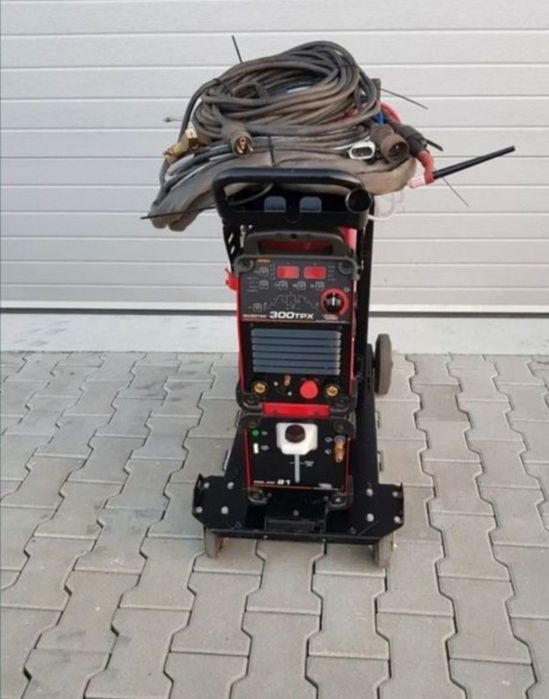 Invetor Lincoln Electric 300 TPX Tig/Wig Profesional