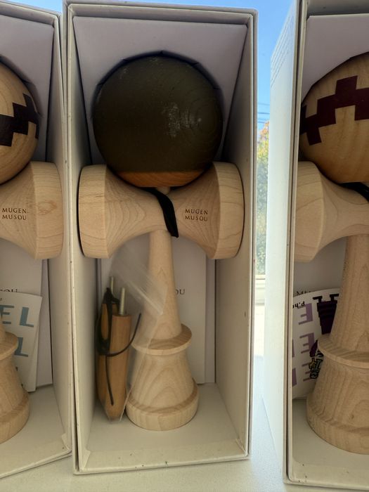 Kendama Mugen Musou sigilate, noi, noute