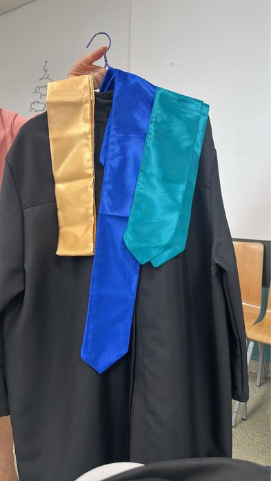Robe si toci esarfe