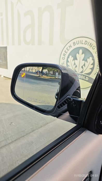 Chevrolet gentra 3 позиция, с люком, эконамайзер, иммобилайзер, 2024