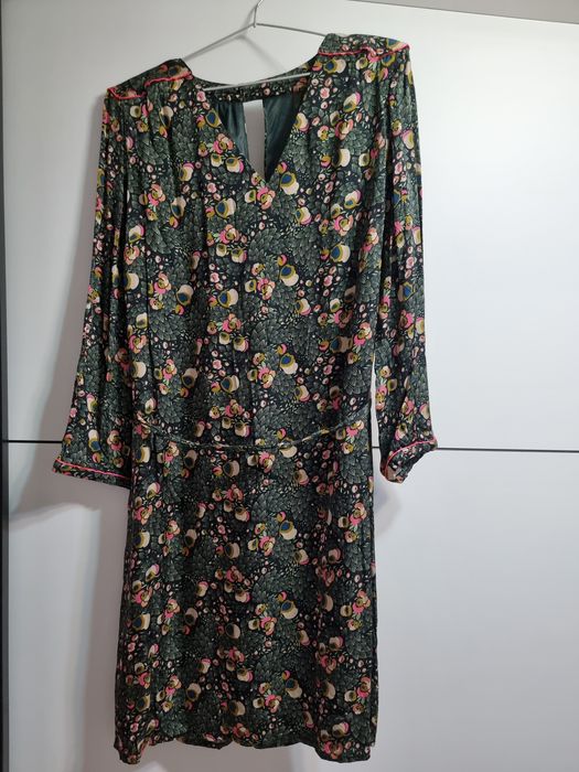 Rochie midi cu cordon în talie