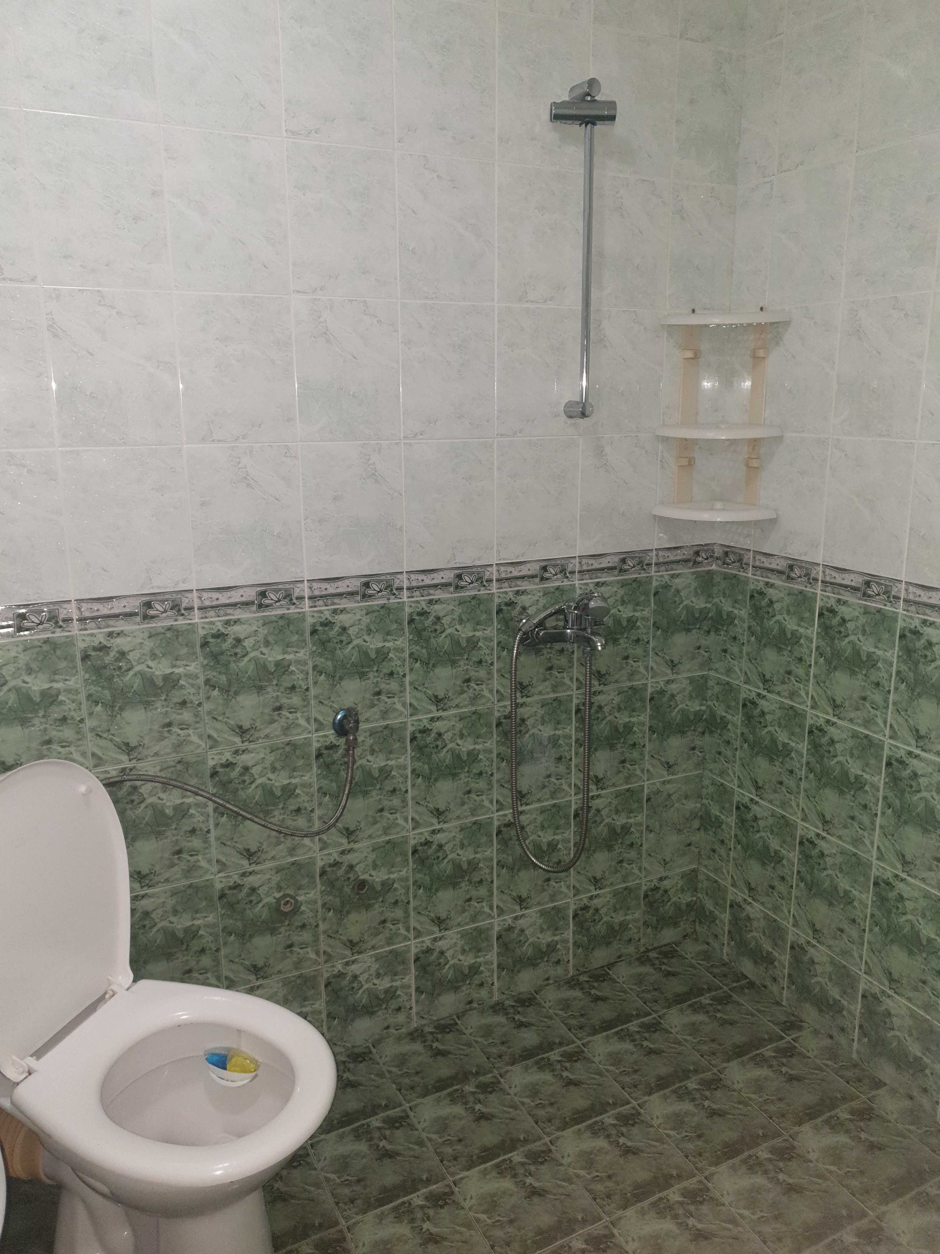 Тристаен под наем София  център - 600€.