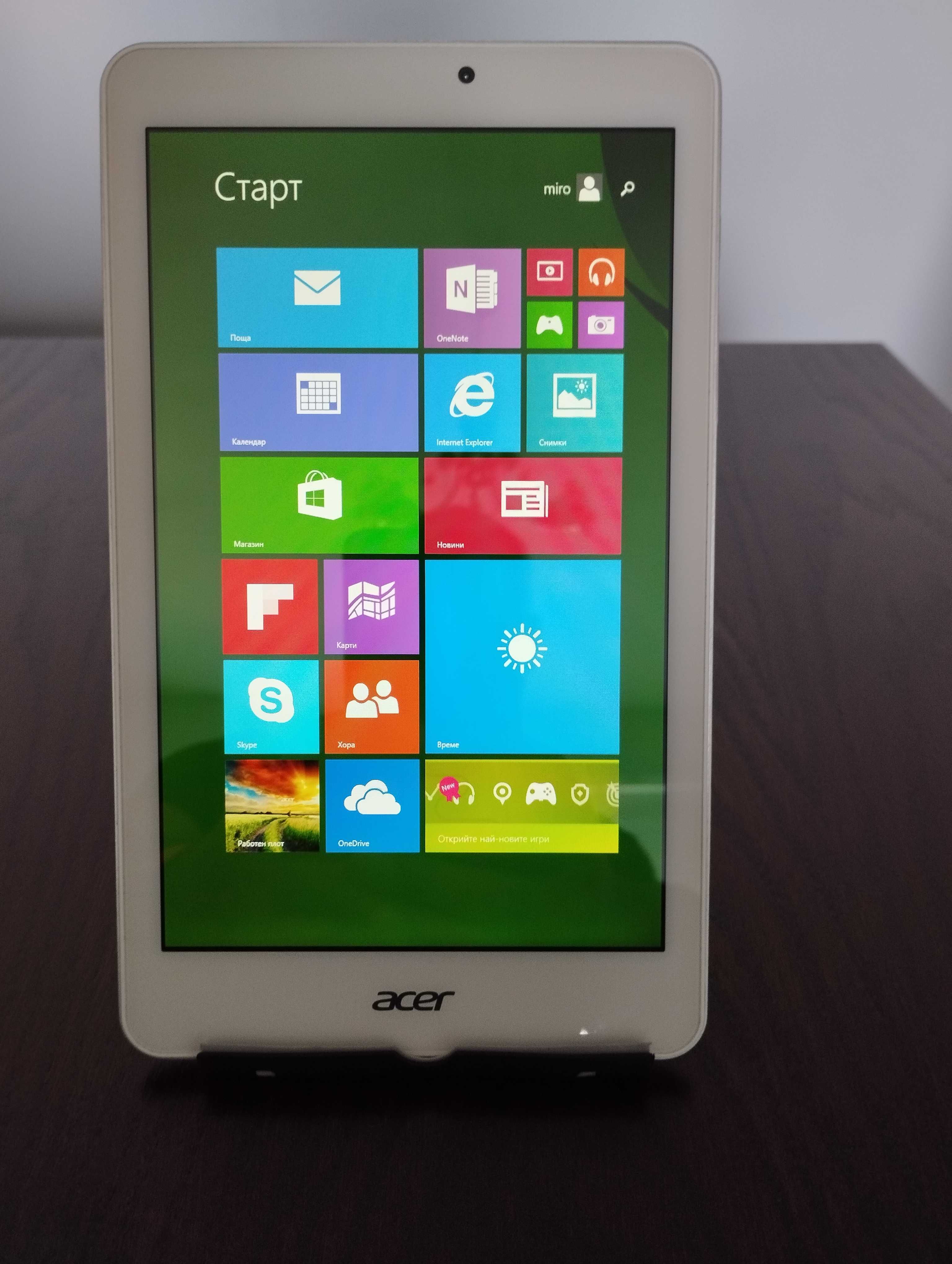 Таблет Acer W1-810