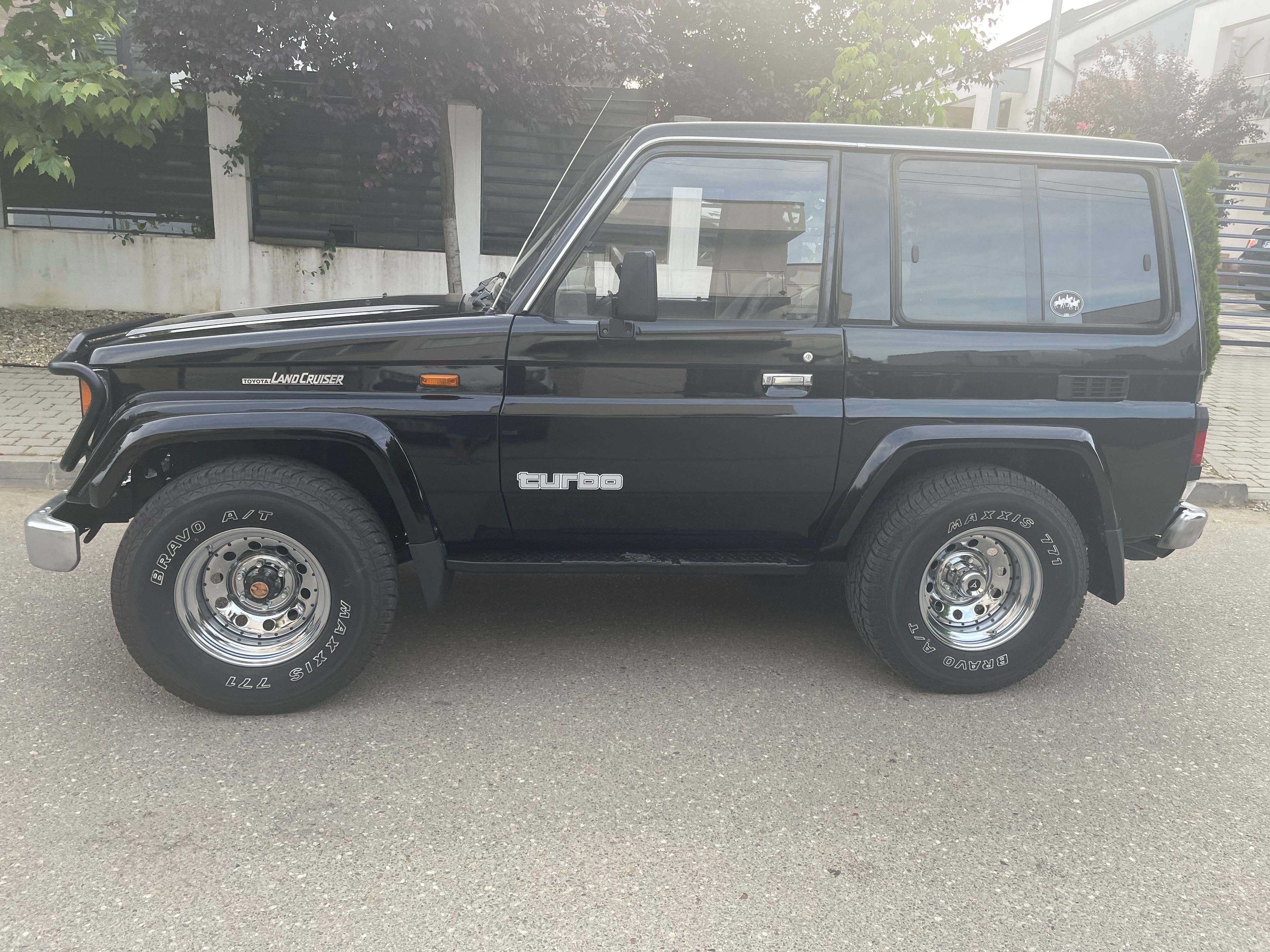 Toyota land cruiser lj70 vehicul istoric