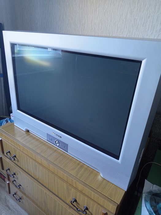 Продам телевизор