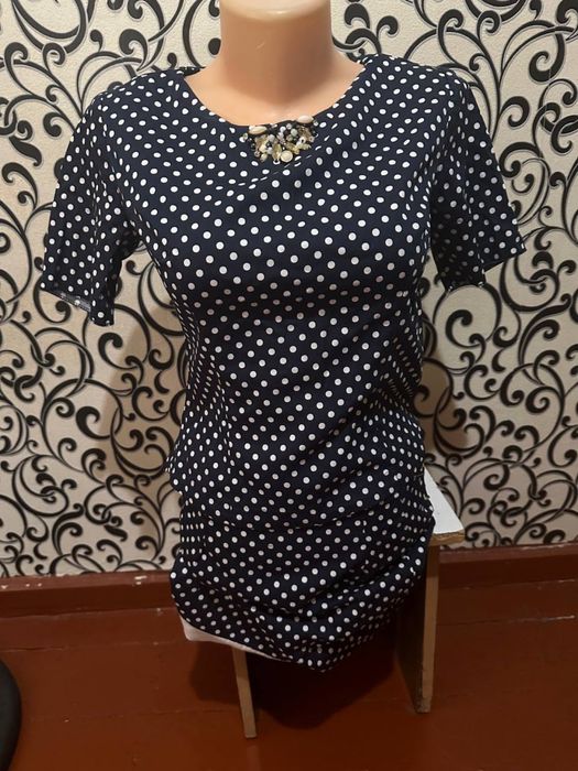 Платья новое и б.у по низким ценам