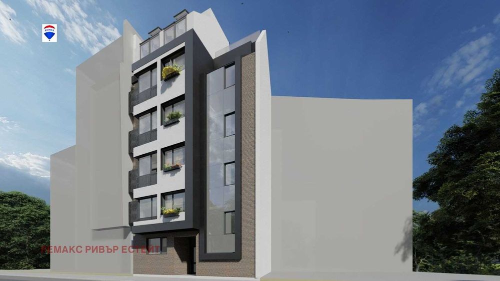 Продава се Тристаен апартамент в Русе, Център - 114 кв.м за 1482 €/кв.м - Снимка #3