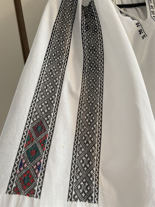 Ie veche lucrata manual marunt