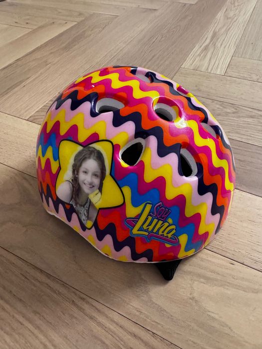 Шлем противоударный, защитный детский б/у