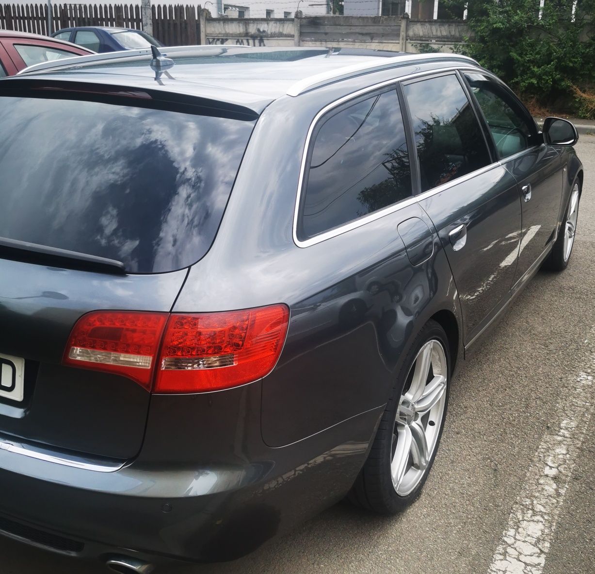 Vând Audi A6C6 2.0 S-line 2011