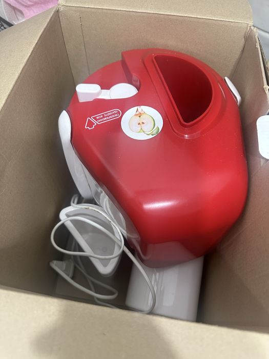 Продаю соковыжималка производство россия . фирма аксион