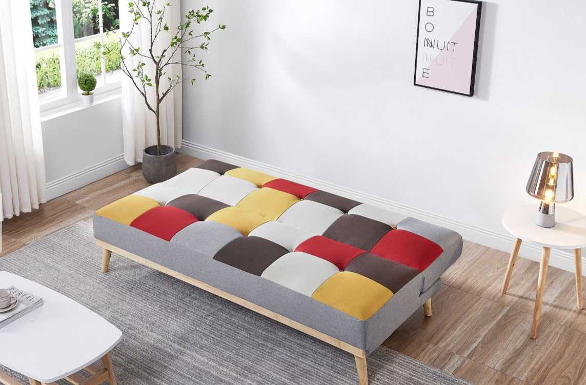Продавам разтегателен диван Kring Patchwork – в отлично състояние!