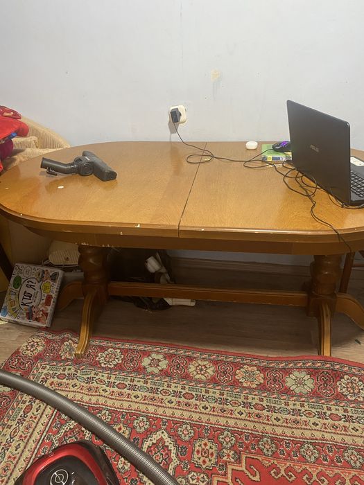 Продам стол в хорошем состоянии