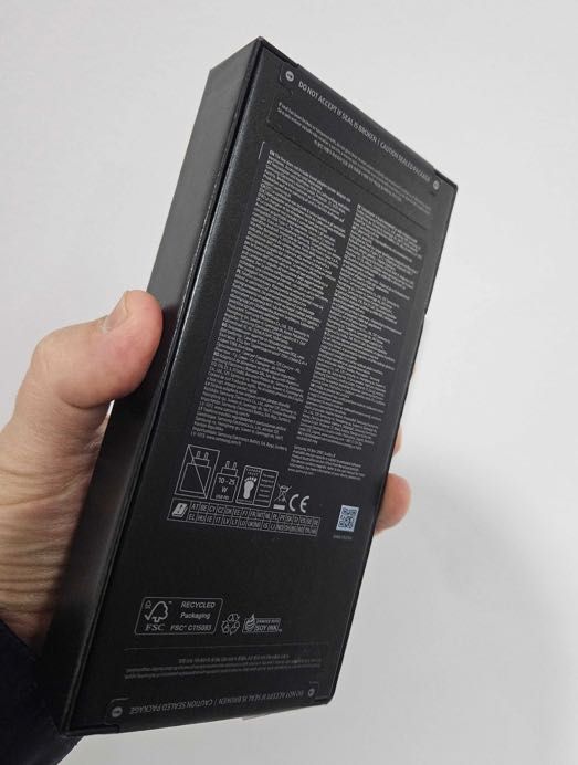 НОВ Samsung Galaxy Z Flip 5 256 GB отключен