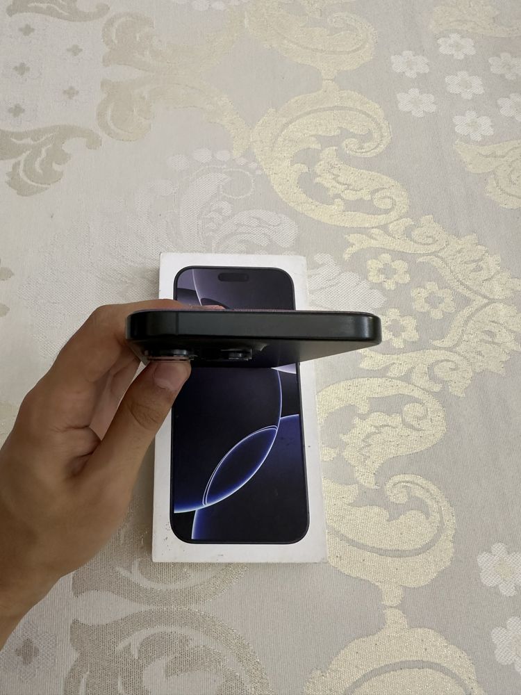 Iphone 16 pro max 100% yomks Sim
