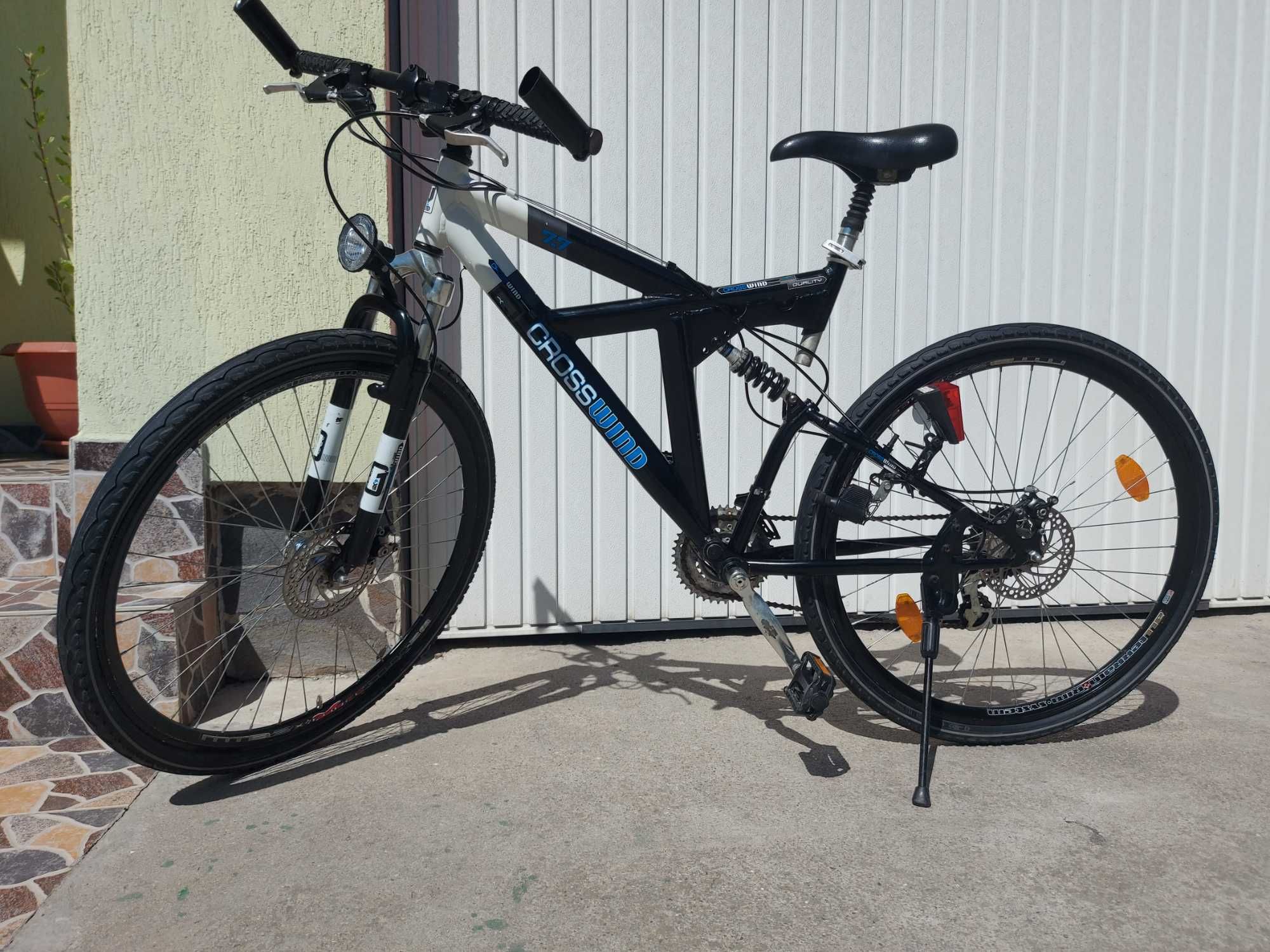 Bicicleta  MTB CrossWind Aluminiu -Cauciucuri noi- Mecanisme Shimano