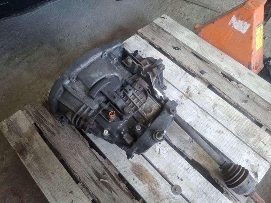 6 степенна скоростна кутия от рено трафик 1.9 дци