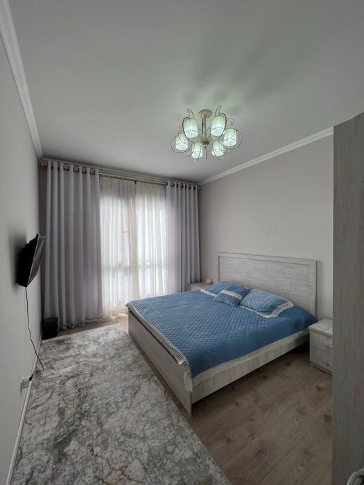 Продается своя 2-ух комнтаная квартире в новостройке OLMAZAR CITY