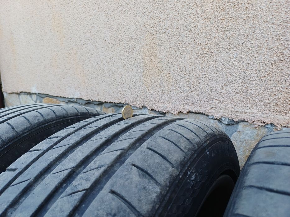 Летни гуми KUMHO ECSTA PS71 225/45/17 94Y
Без никакви забе