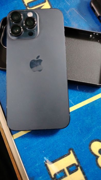 Apple 15 pro max сломан экран обмен