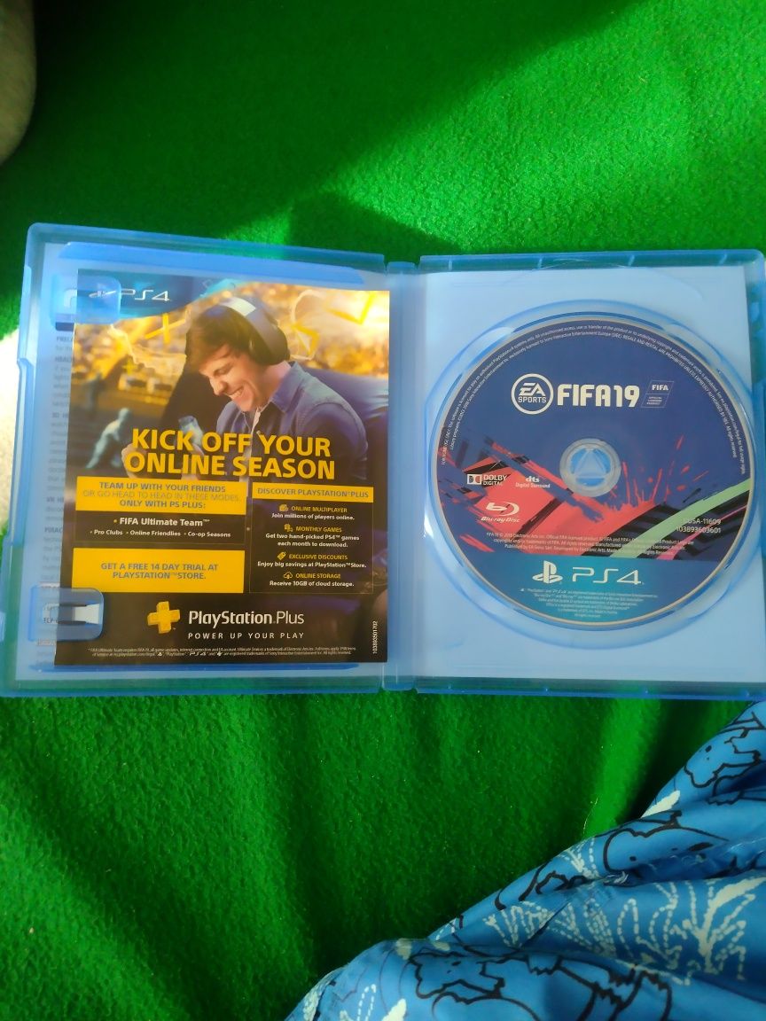 Fifa 19 за ps4 почти не се е използвал дискът
