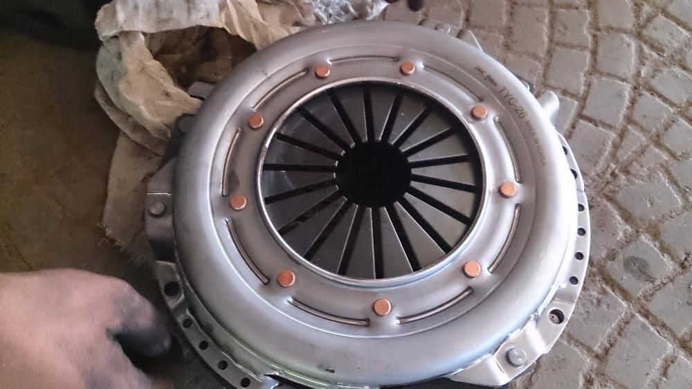 Продаю бу фередо диск сцепления и корзину на Прадо 95ый кузов