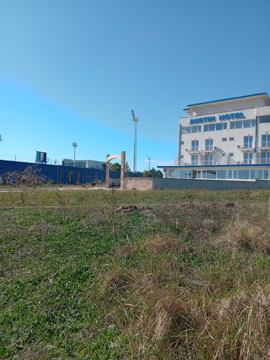De vanzare teren, 10000 mp zona Academia Gh. Hagi