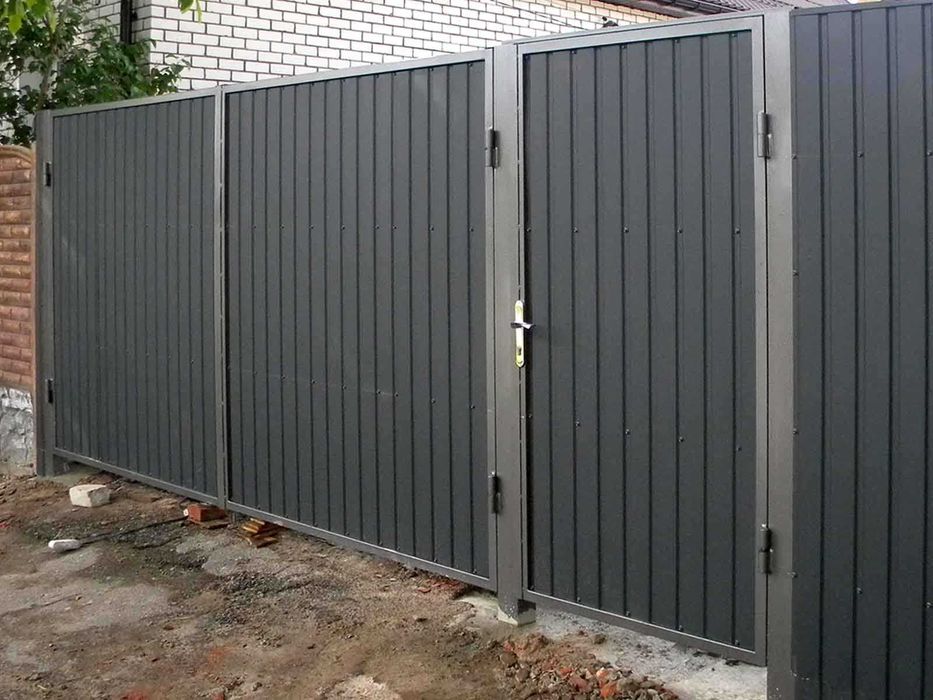 аспашные ворота из металлосайдинга (откатные). Установка бесплатно.