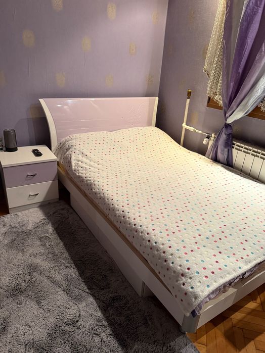 Легло 120/200 с нощно шкафче и матрак